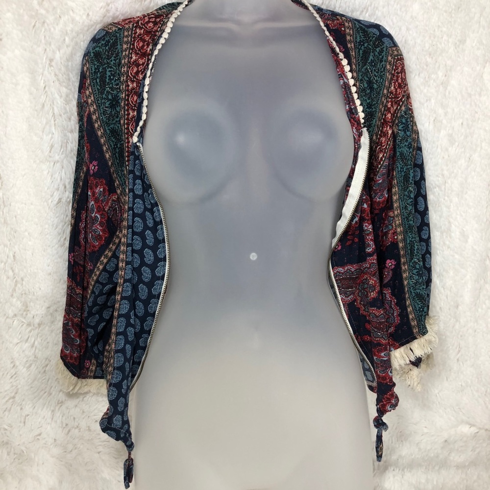 cardigan / zip up top